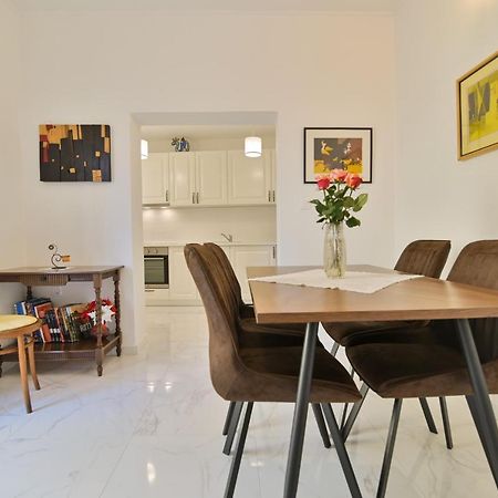 Apartments Art Trogir Buitenkant foto