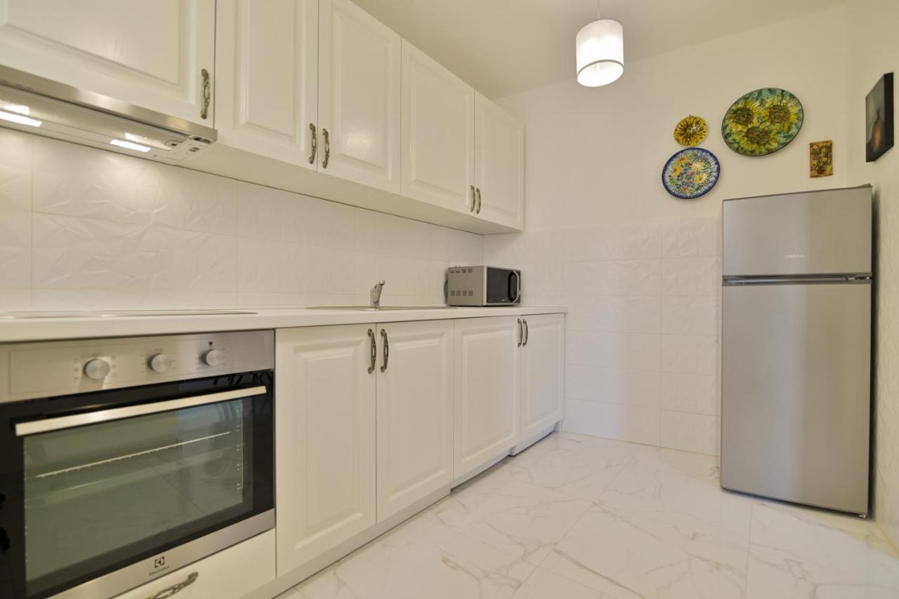 Apartments Art Trogir Buitenkant foto