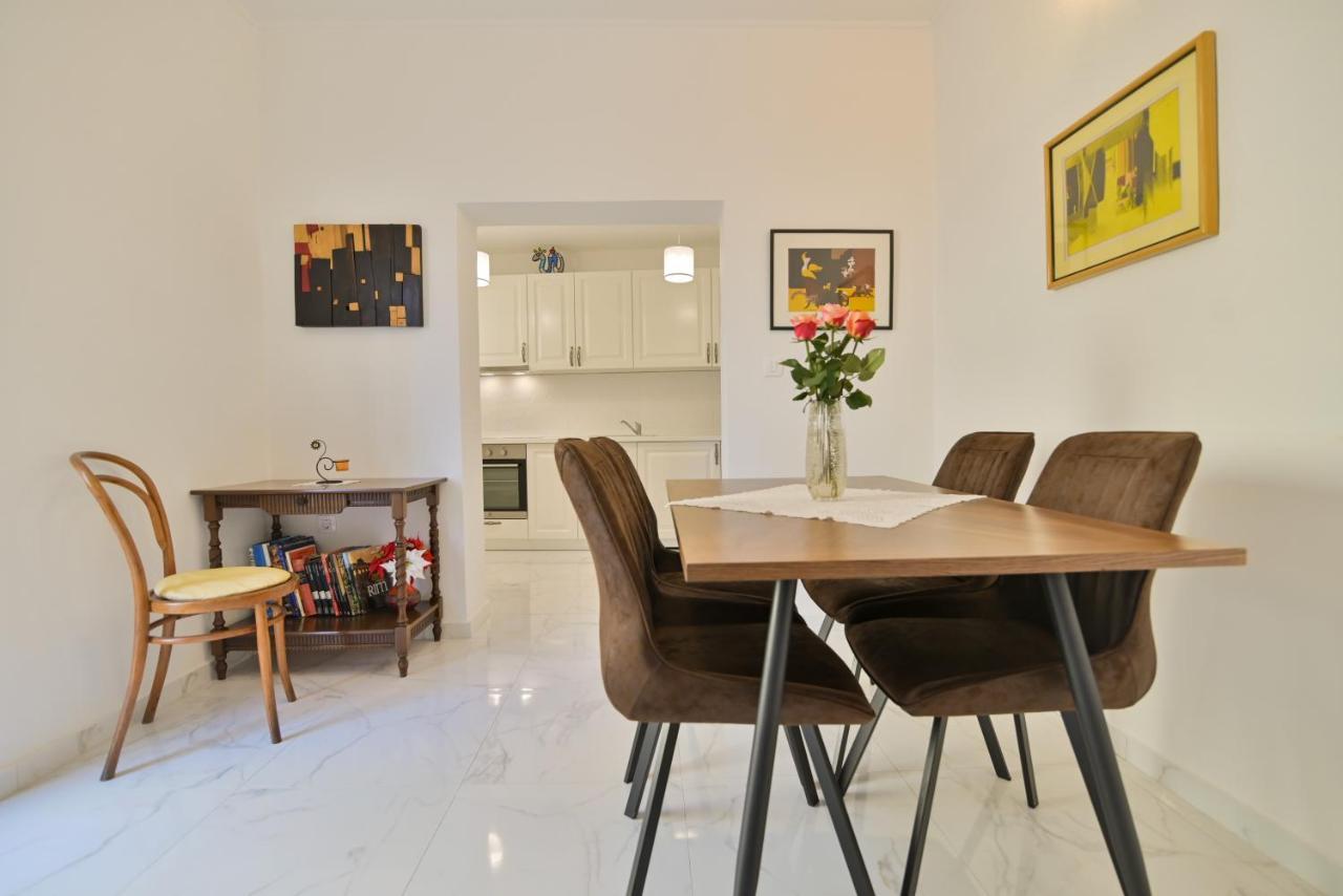 Apartments Art Trogir Buitenkant foto